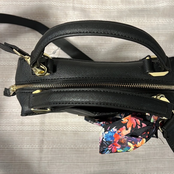 NWT Steve Madden Black Breese Crossbody Purse - Picture 4 of 8